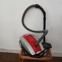 جاروبرقی Cariton 2200w درحدنو