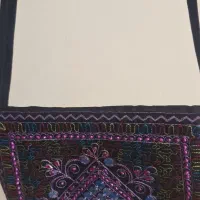 کیف سنتی مخمل سوزن دوزی شده