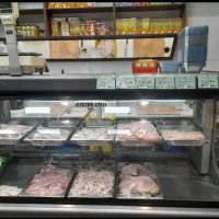 کارگر ساده و مرغ کار