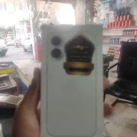 ایفون ۱۷ نرمال ۲۵۶ سفید