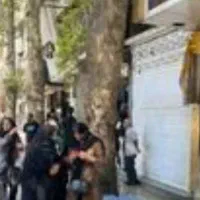 مغازه دو متری بر خیابان اصلی یاران