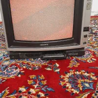 یک عددتلوزیون رنگی ۱۴ اینچ مارک سونی