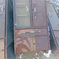 کمد سه تیکه آهنی درحد نو فقط قفل میخواد