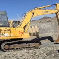 استخدام راننده بیل مکانیکی زنجیری