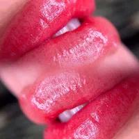 خدمت رژ لب شیدینگ خط چشم و.. فقط از ۹۰۰ تا ۱۵۰۰