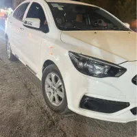 شاهینgکارمندی بسیار تمیز