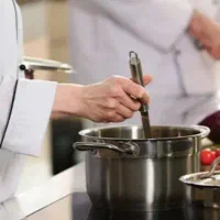 کمک آشپز ایرانی