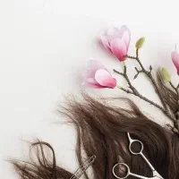 اصلاح کار در سالن زیبایی