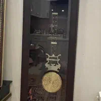 ساعت ایستاده و بوفه