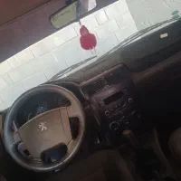 پژو۴۰۵ نقره ای