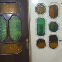 درب چوبی شیشه مشبک رنگی قدیمی