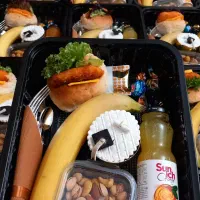 انواع پک مناسبتی،دفاعیه،تولد،افتتاحیه|خدمات پذیرایی، مراسم|تبریز, |دیوار