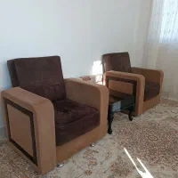 فروش دو عدد مبل تکی ،اسکلت فلزی،تخت و خواب شو