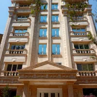 ۲۰۰ متر فرمانیه شرقی غرق در نور