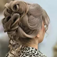 شنیون ومیکاپ اقتصادی با عکس هدیه|خدمات آرایشگری و زیبایی|مشهد, هفت تیر (آب و برق)|دیوار