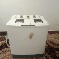 لباس شویی دوقلو تمیز