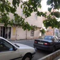 مغازه ۱۸ متر کف قیمت خیلی منصفانه