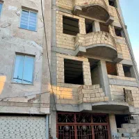 ساختمان3طبقه-آپارتمان-باپارکینگ-نیمکاره-بلوارمدرس