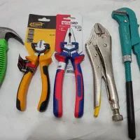 لوله گیر حمام و چند وسیله نیاز منزل