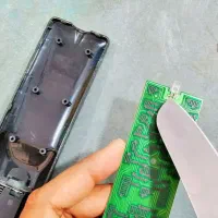 تعمیر تخصصی انواع کنترل و ریموت دستگاه‌ها|خدمات پیشه و مهارت|اصفهان, جنیران (لادان)|دیوار