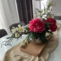 گلدان وگل مصنوعی