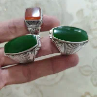 انگشتر عقیق یمنی و عقیق یشم