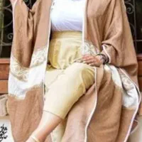 استخدام خانم برای مدلینگ جواهرات