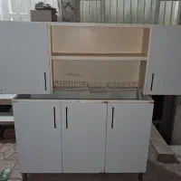 کابینت فلزی سالم بدون پوسیدگی مرتب