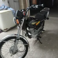موتور 125 زمرد کویر