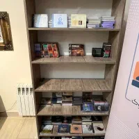 قفسه کتابخانه
