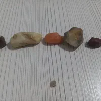 سنگ قیمتی مناسب