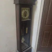 یک ساعت ایستاده درحدنو بدنه طرح چوب|ساعت دیواری و تزئینی|مشهد, بهمن|دیوار