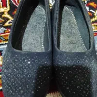 یک جفت کفش زنان سایز۳۸