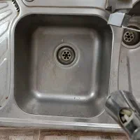 سینک دست دوم کاملا سالم همراه با شیر