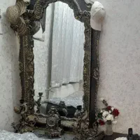 آینه با میز وساعت و شمعدان