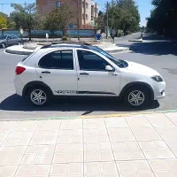 کوییک Rبی رنگ سفید مشکی با مانیتور   پارس خودرو