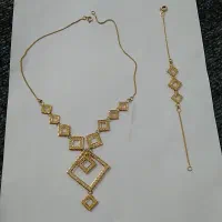 گردن بند و دست بند طلا