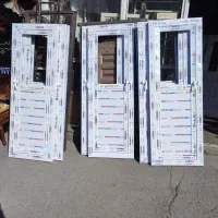 درب و پنجره پی وی سی حمام و توالت