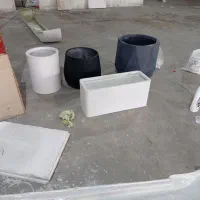 کارگر ساده خانم وآقا جهت تولید گلدان فایبر گلاس