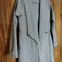 تعدادی مانتو و شومیز نو