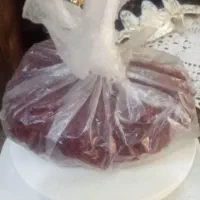 باسلام  حدودن ۶۰گرم زعفران قائنات به فروش میرسد