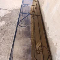 میز فرفروژه با شیشه ی دودی عسلی|میز و صندلی غذاخوری|تهران, سلسبیل جنوبی|دیوار