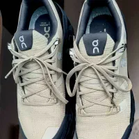 کتونی اصل برند سوییسی on ،حرفه ای برای پیاده روی