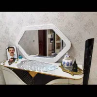 کنسول چوبی سالم وتمیز|بوفه، ویترین، کنسول|بهارستان, |دیوار