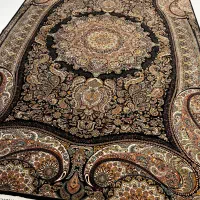 فرش ماشینی اعیان ۱۰۰۰ شانه زمینه مشکی|فرش|سنندج, |دیوار