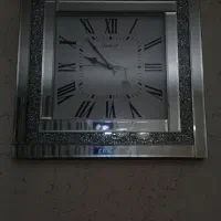 ساعت دیواری