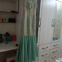 لباس مجلسی|لباس|قم, طلاب غیر ایرانی|دیوار