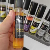 ادکلن خوش بو