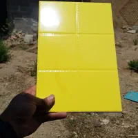 کاشی اصفهان حدود ۸۰ متر سالم و درجه ۱