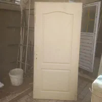 درب اتاق و درب سرویس